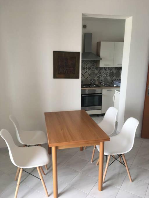 Nela Apartment Rabac Esterno foto