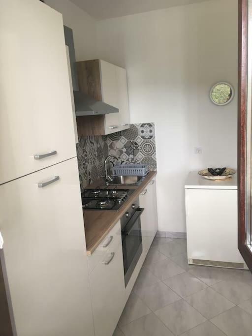 Nela Apartment Rabac Esterno foto